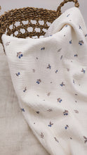 Lade das Bild in den Galerie-Viewer, Bio Musselin 'Blueberries