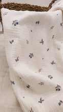 Lade das Bild in den Galerie-Viewer, Bio Musselin 'Blueberries