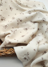 Afbeelding in Gallery-weergave laden, Bio Ribjersey - 'Little brown flower 'Anna'