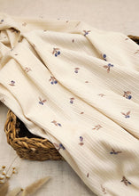 Lade das Bild in den Galerie-Viewer, Pointoille Stripes Feinstrickjersey - 'Little blueberries'