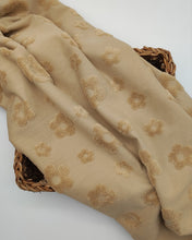 Charger l'image dans la galerie, Frottee Jacquard Jersey - Blumen Champagne