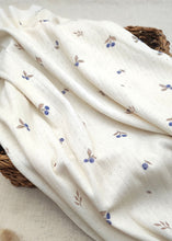Charger l'image dans la galerie, Pointoille Stripes & Dots - Feinstrickjersey - Heidelbeeren