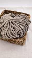 Afbeelding in Gallery-weergave laden, Kordel - 5mm - sand