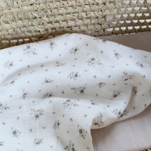 Charger l'image dans la galerie, Musselin - Little brown flowers bouquets