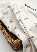 Charger l&#39;image dans la galerie, Little brown flowers &#39;Anna&#39; - Bio Jersey/Bio French Terry
