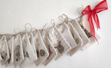 Charger l&#39;image dans la galerie, Adventskalender Panel 25 Säckchen
