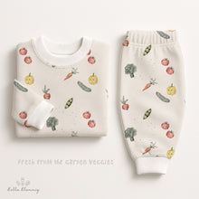 Afbeelding in Gallery-weergave laden, happy veggies - Bio French Terry/ Bio Jersey - 3 Farben
